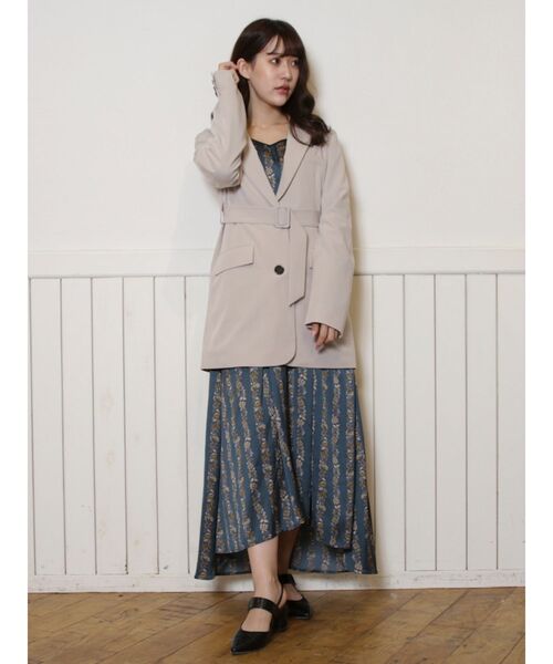 dazzlin（ダズリン）の「クラシックテーラードジャケット（テーラードジャケット・レディース・ブラック/ベージュ/グレー・FREE）」の6枚目の写真