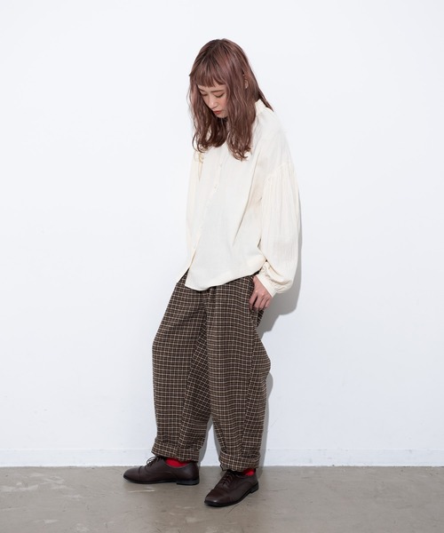 MERLOT（メルロー）の「ヴィンテージ袖バルーンブラウス（シャツ/ブラウス・レディース・ホワイト/ブラック/ナチュラル・FREE）」の21枚目の写真