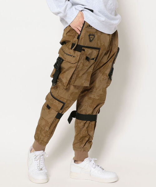 AVIREX（アヴィレックス）の「マルチ ファンクショナルパンツ