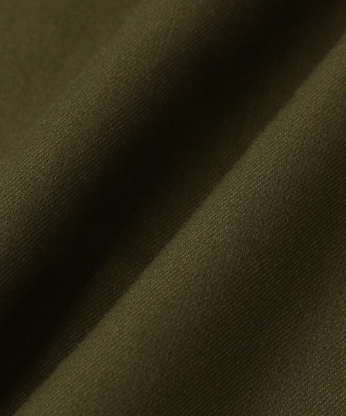 ADAM ET ROPE'(アダムエロペ)の「ヴィンテージツイル ルーズシルエット チェスターコート/UNISEX(チェスターコート・メンズ・ベージュ/カーキ/スミクロ・M/L)」の20枚目の写真