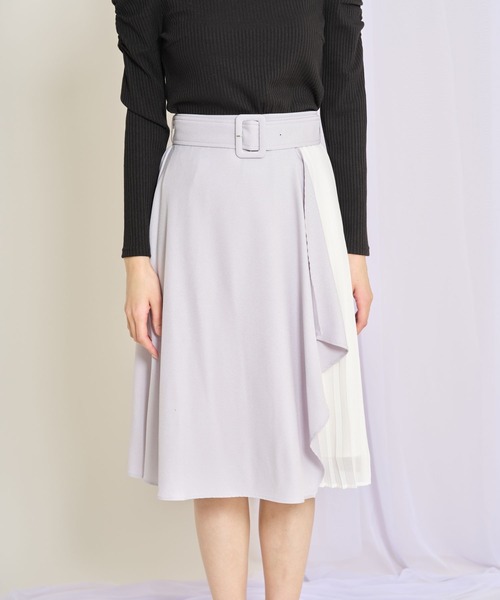 tocco closet(トッコ クローゼット)の「ベルト付きラッフルフリル×プリーツ切り替え配色スカート(スカート・レディース・ピンクベージュ/ブラウン/グレー系その他・M)」の15枚目の写真