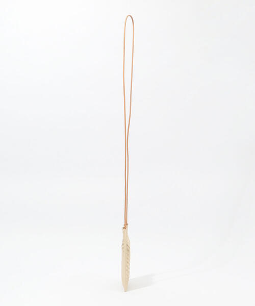 TOMORROWLAND （トゥモローランド）の「AMIACALVA カーフ メッシュレザー ポシェット（ボディバッグ/ウエストポーチ・メンズ・ブラック/ホワイト系その他・FREE）」の5枚目の写真