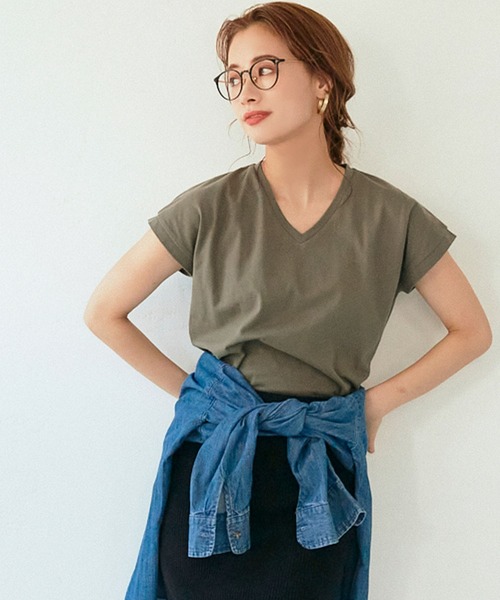 coca(coca)(コカ)の「\新色登場/フレンチスリーブVネックTシャツ COTTON from the US(Tシャツ/カットソー・レディース・ホワイト/ブラック/ベージュ/カーキ/オレンジ/ライトグリーン/キャメル/ネイビー/ダークグリーン/レッド/ライトブルー/チャコール/マスタード/ブラウン・M/L/XL)」の8枚目の写真