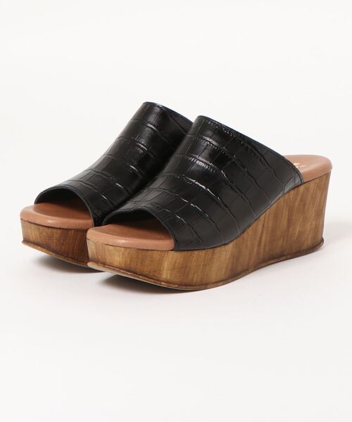 BONTRE(ボントレ)の「クロコ調厚底サンダル(サンダル・レディース・ダークブラウン/ブラック系その他/ホワイト系その他・36/38/35/37/39)」の6枚目の写真