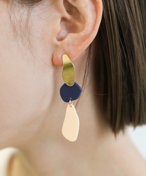 select MOCA（セレクトモカ）の「2021 SS ニュアンスドロップピアス（ピアス（両耳用）・レディース・イエロー/アイボリー・FREE）」の2枚目の写真