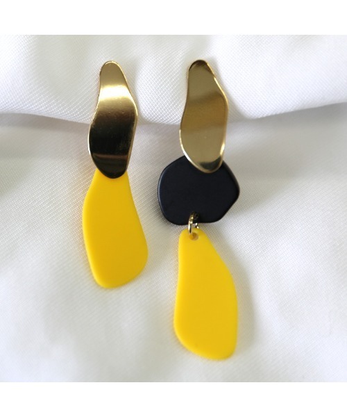 select MOCA（セレクトモカ）の「2021 SS ニュアンスドロップピアス（ピアス（両耳用）・レディース・イエロー/アイボリー・FREE）」の15枚目の写真