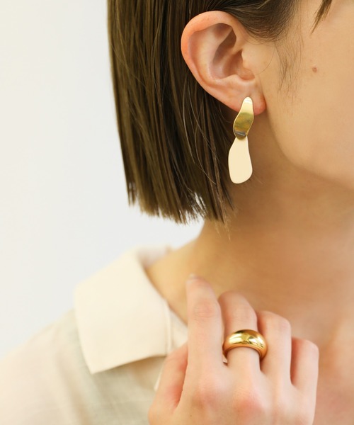 select MOCA（セレクトモカ）の「2021 SS ニュアンスドロップピアス（ピアス（両耳用）・レディース・イエロー/アイボリー・FREE）」の6枚目の写真