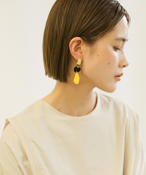 select MOCA（セレクトモカ）の「2021 SS ニュアンスドロップピアス（ピアス（両耳用）・レディース・イエロー/アイボリー・FREE）」の11枚目の写真