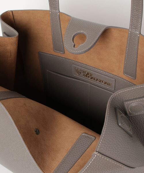 TOFF&LOADSTONE（トフアンドロードストーン）の「ブラスボタン シュリンク（L）（トートバッグ・メンズ・ダークネイビー/グレー/ブラック・FREE）」の17枚目の写真