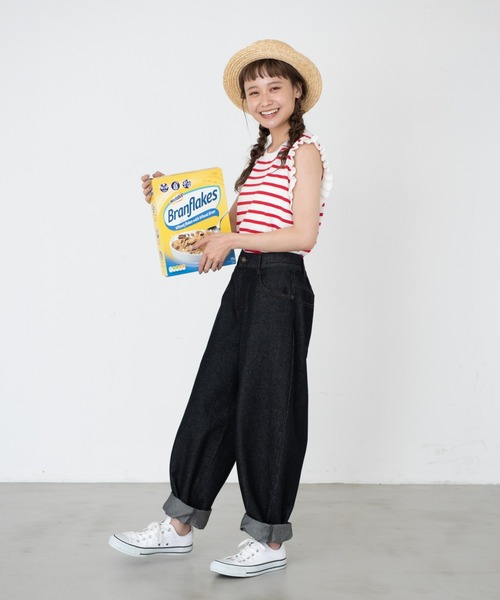 MERLOT（メルロー）の「ステッチバルーンデニムパンツ（デニムパンツ・レディース・ブラック/ブルー・FREE）」の4枚目の写真