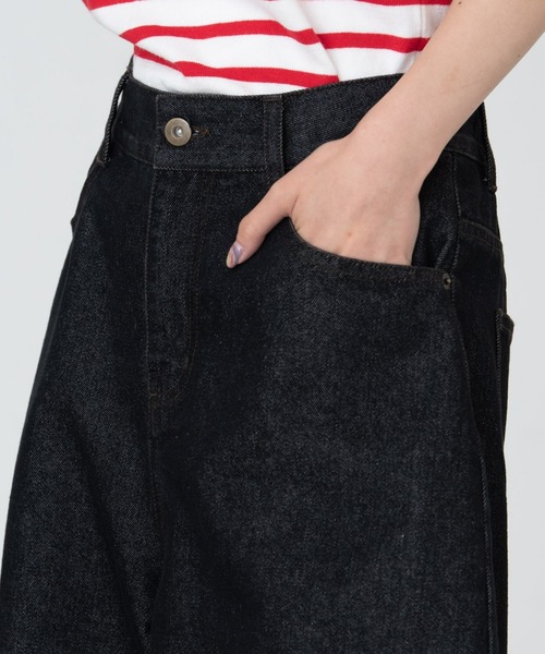 MERLOT（メルロー）の「ステッチバルーンデニムパンツ（デニムパンツ・レディース・ブラック/ブルー・FREE）」の8枚目の写真