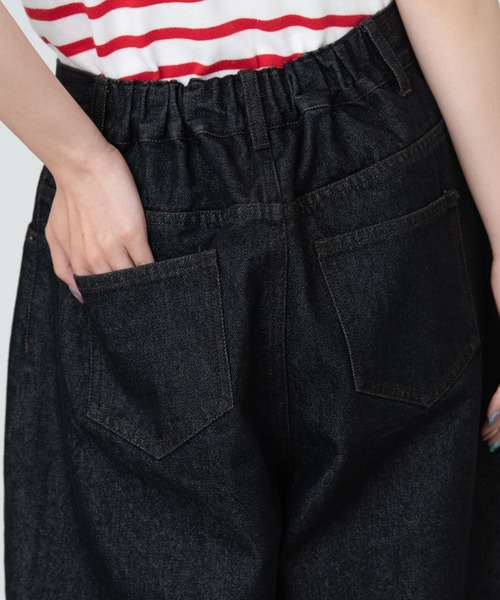 MERLOT（メルロー）の「ステッチバルーンデニムパンツ（デニムパンツ・レディース・ブラック/ブルー・FREE）」の16枚目の写真