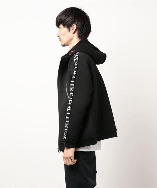 CERCA（チェルカ）の「RM/ボンディングジップアップパーカー（パーカー・メンズ・グレー/ブラック/オフホワイト・LARGE/MEDIUM）」の4枚目の写真