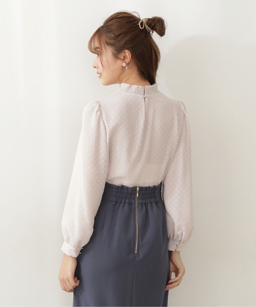 PROPORTION BODY DRESSING（プロポーションボディドレッシング）の「シャーリングネックドットブラウス / 1211210900（シャツ/ブラウス・レディース・ブラック/ホワイト系その他/グレー・SMALL/MEDIUM）」の11枚目の写真