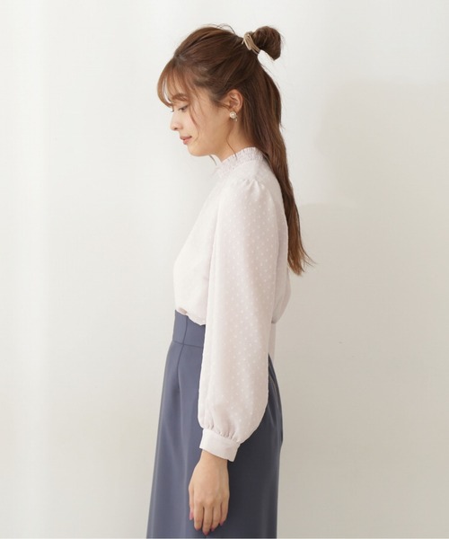 PROPORTION BODY DRESSING（プロポーションボディドレッシング）の「シャーリングネックドットブラウス / 1211210900（シャツ/ブラウス・レディース・ブラック/ホワイト系その他/グレー・SMALL/MEDIUM）」の9枚目の写真