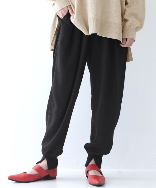 n'OrLABEL（ノアールレーベル）の「【廃盤】『リブスリットジョガーパンツ』（その他パンツ・レディース・グレイッシュブルー/ブラック/グレイッシュベージュ/テラコッタ・1/2）」の19枚目の写真