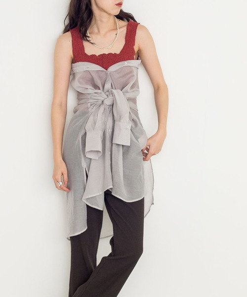 w closet（ダブルクローゼット）の「シアーバンドカラーBIGシャツ（シャツ/ブラウス・レディース・ダークグリーン/ブラウン/ライトベージュ/コーラルピンク/グレー系その他・FREE）」の2枚目の写真