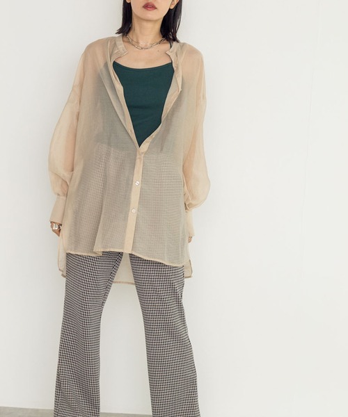 w closet（ダブルクローゼット）の「シアーバンドカラーBIGシャツ（シャツ/ブラウス・レディース・ダークグリーン/ブラウン/ライトベージュ/コーラルピンク/グレー系その他・FREE）」の21枚目の写真