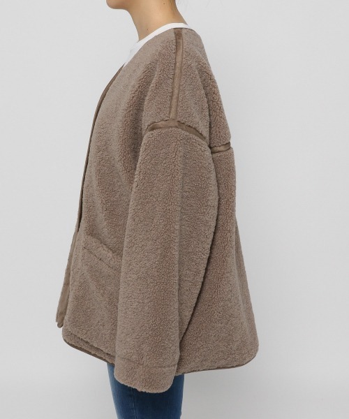 LOWRYS FARM（ローリーズファーム）の「パイピングボアジャケット　214890（ブルゾン・レディース・パープル/ブラウン/グリーン/アイボリー・FREE）」の12枚目の写真