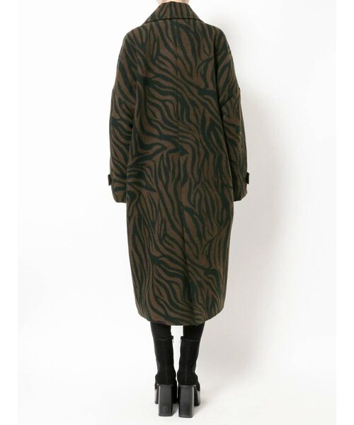 EMODA（エモダ）の「ワイドカラーロングコート（チェスターコート・レディース・ブラック/グレー/グリーン/その他・FREE）」の11枚目の写真