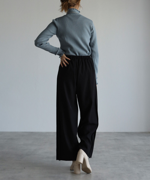 amini(アミニ)の「【2021-2022 A/W】メローリブトップス(ニット/セーター・レディース・ブルーグレー/オフホワイト/ブラック・MEDIUM)」の17枚目の写真