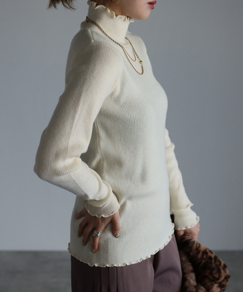 amini(アミニ)の「【2021-2022 A/W】メローリブトップス(ニット/セーター・レディース・ブルーグレー/オフホワイト/ブラック・MEDIUM)」の5枚目の写真