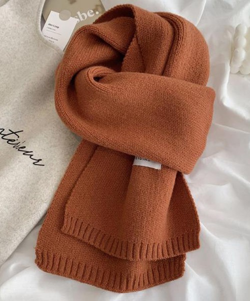 Girly Doll（ガーリードール）の「【15色展開】ベーシックカラバリシンプルマフラー（マフラー・レディース・ホワイト/ライトブルー/ベージュ/パープル/ネイビー/ブラウン/グレー/レッド/イエロー/グリーン/モカ/キャメル/ライトグリーン/ブルー/ブラック/テラコッタ・F）」の6枚目の写真