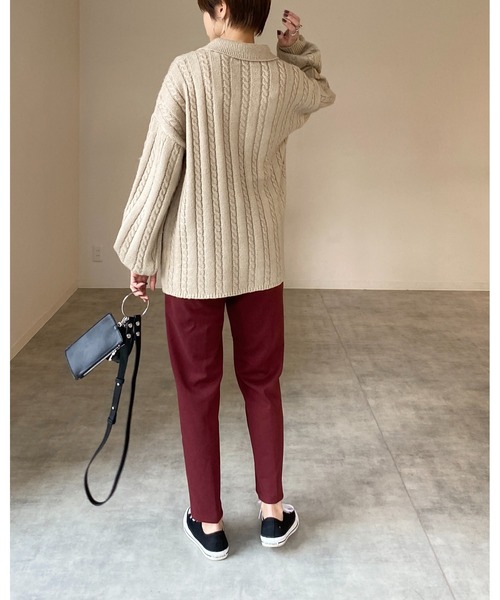 She's Closet(シーズクローゼット)の「ケーブルアラン編み襟付きヘンリーネックポロニットプルオーバー(ニット/セーター・レディース・ブルー/グリーン/ライトベージュ/チャコール・FREE)」の17枚目の写真