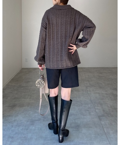 She's Closet(シーズクローゼット)の「ケーブルアラン編み襟付きヘンリーネックポロニットプルオーバー(ニット/セーター・レディース・ブルー/グリーン/ライトベージュ/チャコール・FREE)」の12枚目の写真