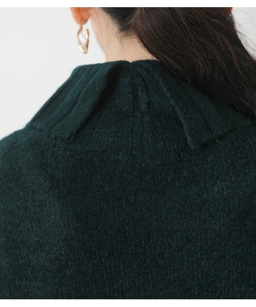 crie conforto（クリーコンフォルト）の「サイド釦タートルニットワンピース（ワンピース・レディース・ダークグリーン/チャコールグレー/ライトベージュ・MEDIUM/SMALL）」の20枚目の写真