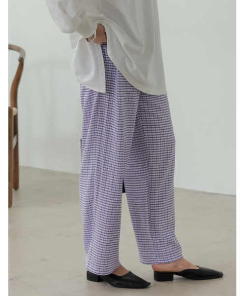 Re:EDIT（リエディ）の「[低身長サイズ有]ギンガムチェック楊柳ストレートイージーパンツ（その他パンツ・レディース・ブラック/パープル/グリーン/ベージュ・LARGE/MEDIUM/SHORT）」の16枚目の写真