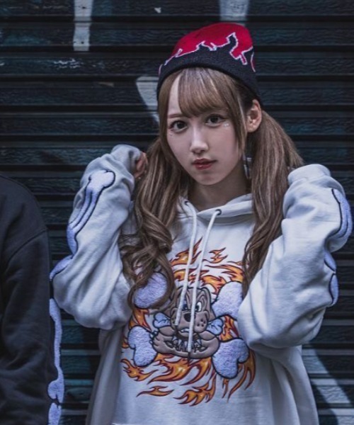 GALFY×XRN×KRYパーカ　ホワイト　籠乃めあ GALFY×XRN×KRYパーカ】 | KRY clothing