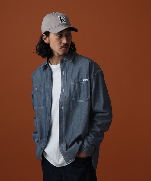 BAYFLOW(ベイフロー)の「【ELY(エリー)×BAYFLOW】シャンブレーシャツ(シャツ/ブラウス・メンズ・ライトブルー/インディゴブルー・MEDIUM/LARGE)」の2枚目の写真