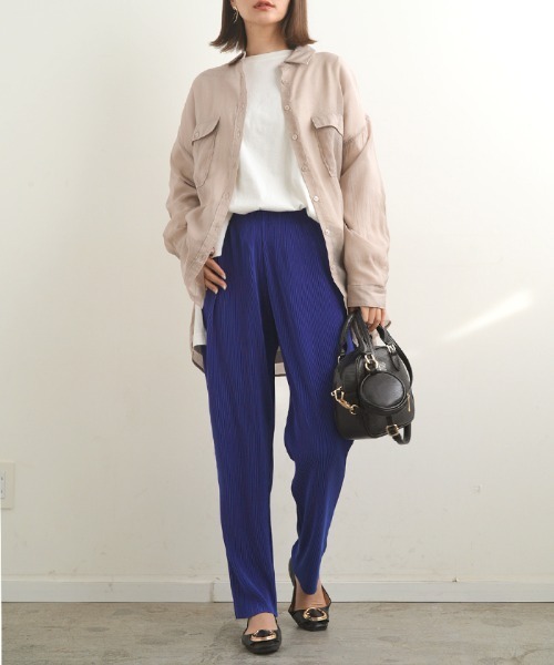 Futier land(フューティアランド)の「プリーツテーパードロングパンツ(その他パンツ・レディース・ブラック/イエロー/オレンジ/ブルー/グリーン/アイボリー・MEDIUM)」の15枚目の写真