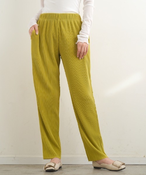 Futier land(フューティアランド)の「プリーツテーパードロングパンツ(その他パンツ・レディース・ブラック/イエロー/オレンジ/ブルー/グリーン/アイボリー・MEDIUM)」の10枚目の写真