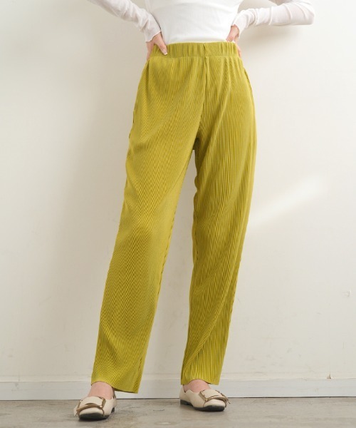 Futier land(フューティアランド)の「プリーツテーパードロングパンツ(その他パンツ・レディース・ブラック/イエロー/オレンジ/ブルー/グリーン/アイボリー・MEDIUM)」の17枚目の写真