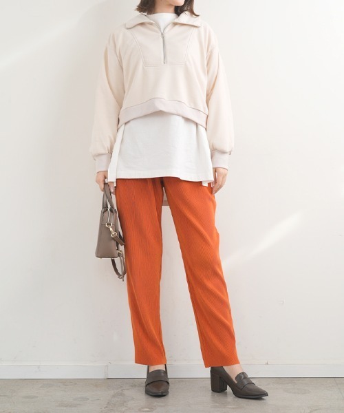 Futier land(フューティアランド)の「プリーツテーパードロングパンツ(その他パンツ・レディース・ブラック/イエロー/オレンジ/ブルー/グリーン/アイボリー・MEDIUM)」の19枚目の写真