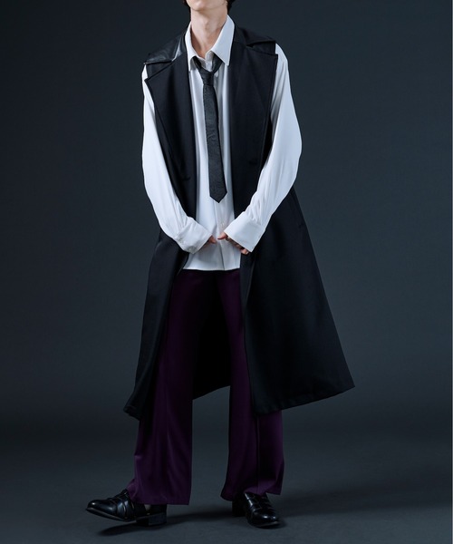Ellno Loset(エルノロゼット)の「ビーガンレザー切り替えロングジレ(ベスト・メンズ・ブラック・MEDIUM/LARGE)」の10枚目の写真
