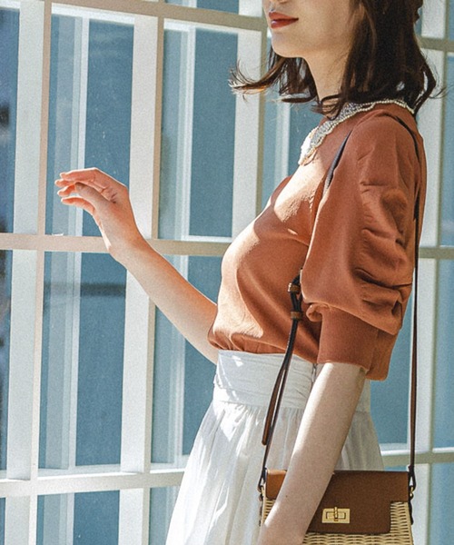 Andemiu（アンデミュウ）の「【顔タイプCURVE】ソデギャザーニット273101（ニット/セーター・レディース・ホワイト/ブラック/ブルー/ピンク・FREE）」の4枚目の写真