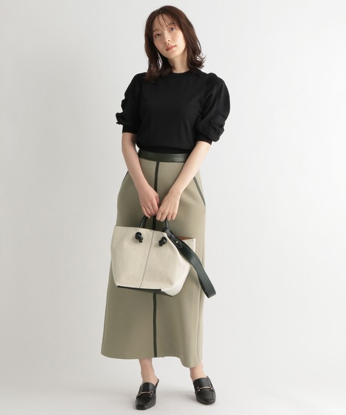 Andemiu（アンデミュウ）の「【顔タイプCURVE】ソデギャザーニット273101（ニット/セーター・レディース・ホワイト/ブラック/ブルー/ピンク・FREE）」の21枚目の写真