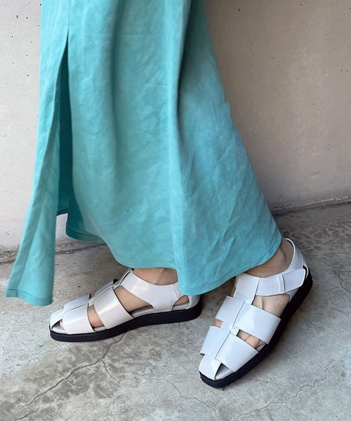 DouDou(ドゥドゥ)の「Gurka sandals(サンダル・レディース・ホワイト/ブラック・M/L)」の18枚目の写真