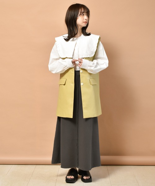 RETRO GIRL(レトロガール)の「ポケ付きフェイクレザーベスト(ベスト・レディース・アイボリー/ブラック/イエロー・FREE)」の12枚目の写真