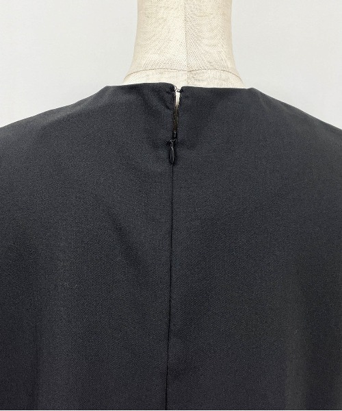 PICCIN（ピッチン）の「袖パールペプラムブラウス（Tシャツ/カットソー・レディース・ブラック/ネイビー・M）」の19枚目の写真