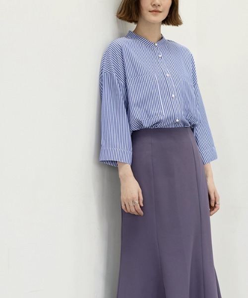 GeeRA（ジーラ）の「パール調ボタンバックフリルシャツ（シャツ/ブラウス・レディース・ブルー/オレンジ・MEDIUM/LARGE）」の13枚目の写真