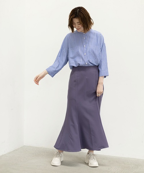 GeeRA（ジーラ）の「パール調ボタンバックフリルシャツ（シャツ/ブラウス・レディース・ブルー/オレンジ・MEDIUM/LARGE）」の10枚目の写真