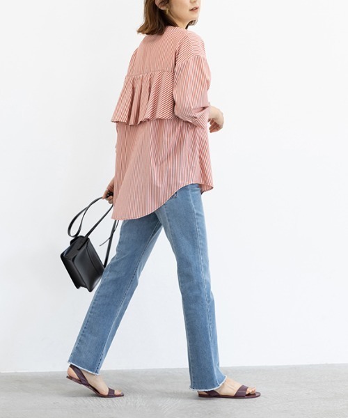 GeeRA（ジーラ）の「パール調ボタンバックフリルシャツ（シャツ/ブラウス・レディース・ブルー/オレンジ・MEDIUM/LARGE）」の17枚目の写真