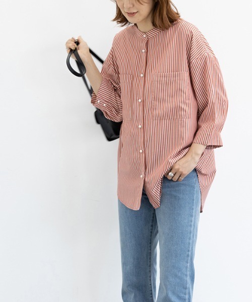 GeeRA（ジーラ）の「パール調ボタンバックフリルシャツ（シャツ/ブラウス・レディース・ブルー/オレンジ・MEDIUM/LARGE）」の8枚目の写真