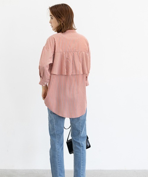 GeeRA（ジーラ）の「パール調ボタンバックフリルシャツ（シャツ/ブラウス・レディース・ブルー/オレンジ・MEDIUM/LARGE）」の20枚目の写真