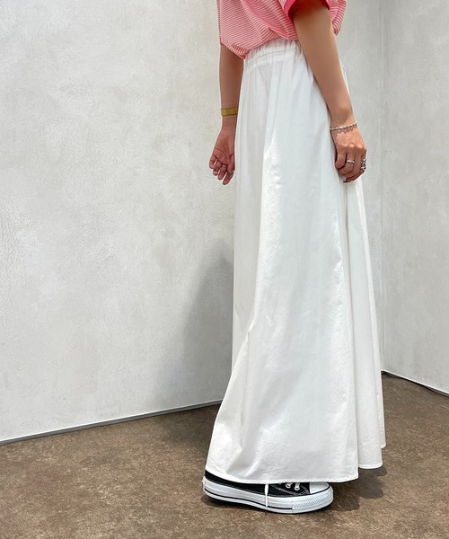 apres jour mignon（アプレジュールミニョン）の「フレアスカート　【ZOZOTOWN限定アイテム】（スカート・レディース・オフホワイト/ブラック・MEDIUM/SMALL/X-LARGE）」の4枚目の写真