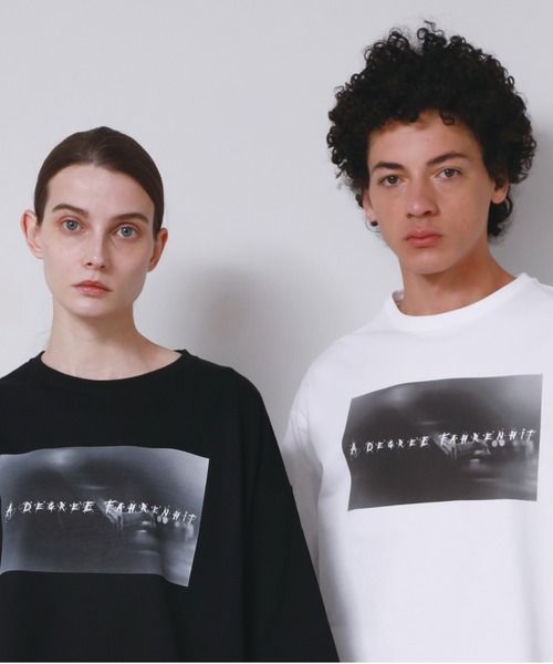 A DEGREE FAHRENHEIT（エーディグリーファーレンハイ）の「【ユニセックス商品】ROCKフォトプリント・オーバーサイズT（Tシャツ/カットソー・メンズ・ホワイト/ブラック・MEDIUM/LARGE/X-LARGE）」の4枚目の写真